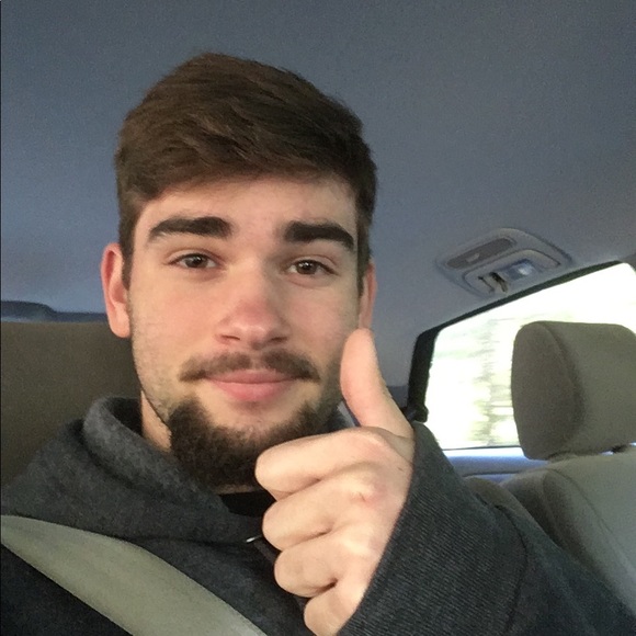 Meet your Posher, Andrew - Picture 1 of 1